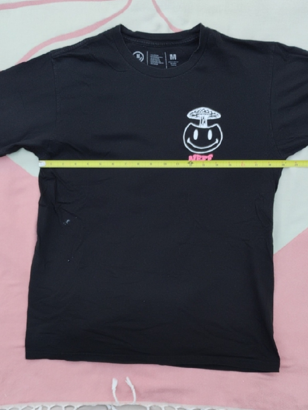Neff Mushroom Graphic Tshirt Medium - Picture 3 of 13